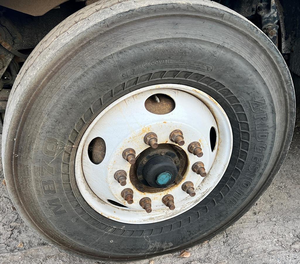 Used 2013 KENWORTH t800