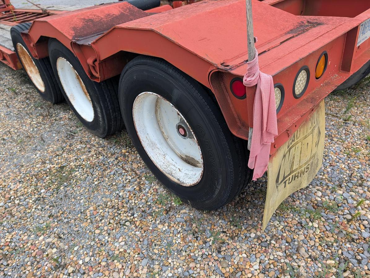 Used 1988 LANDOLL 38 FT