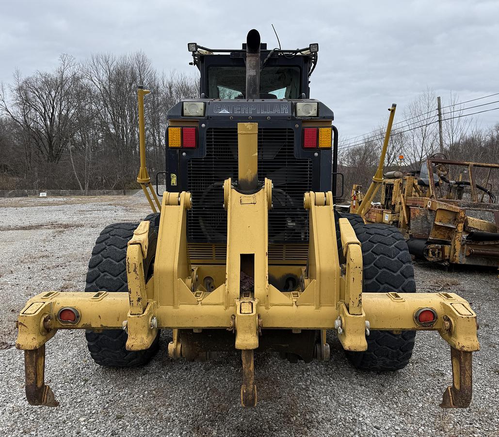 Used 2008 CATERPILLAR 140M VHP