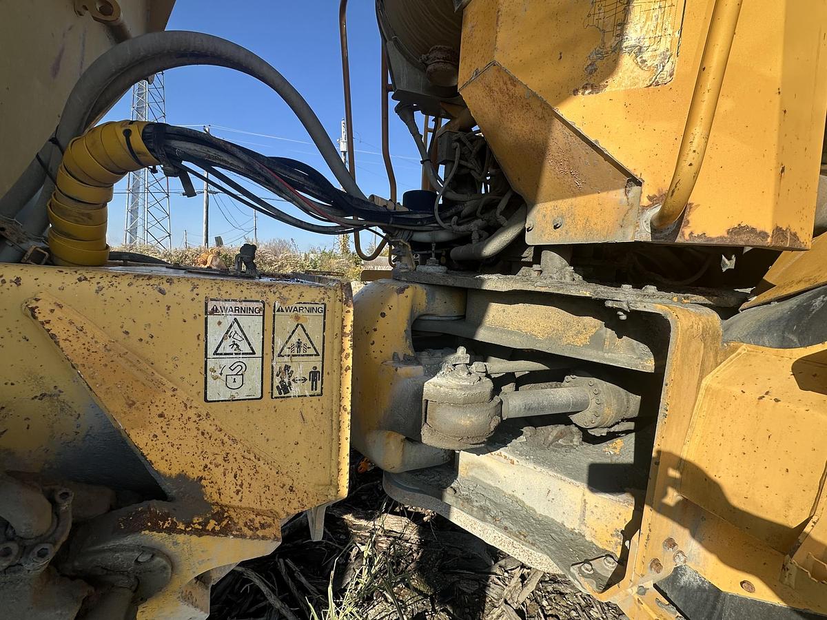 Used 2002 VOLVO A40D