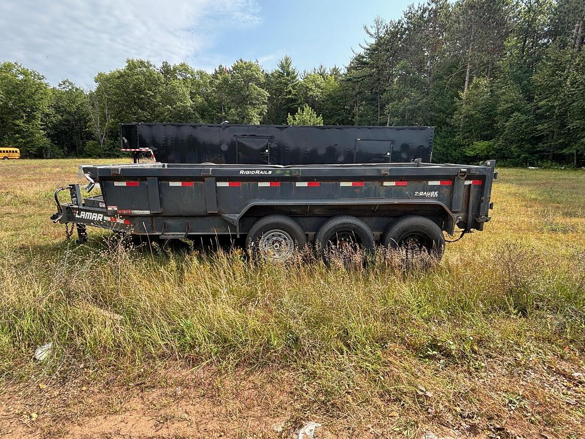 Used 2021 LAMAR DL831637