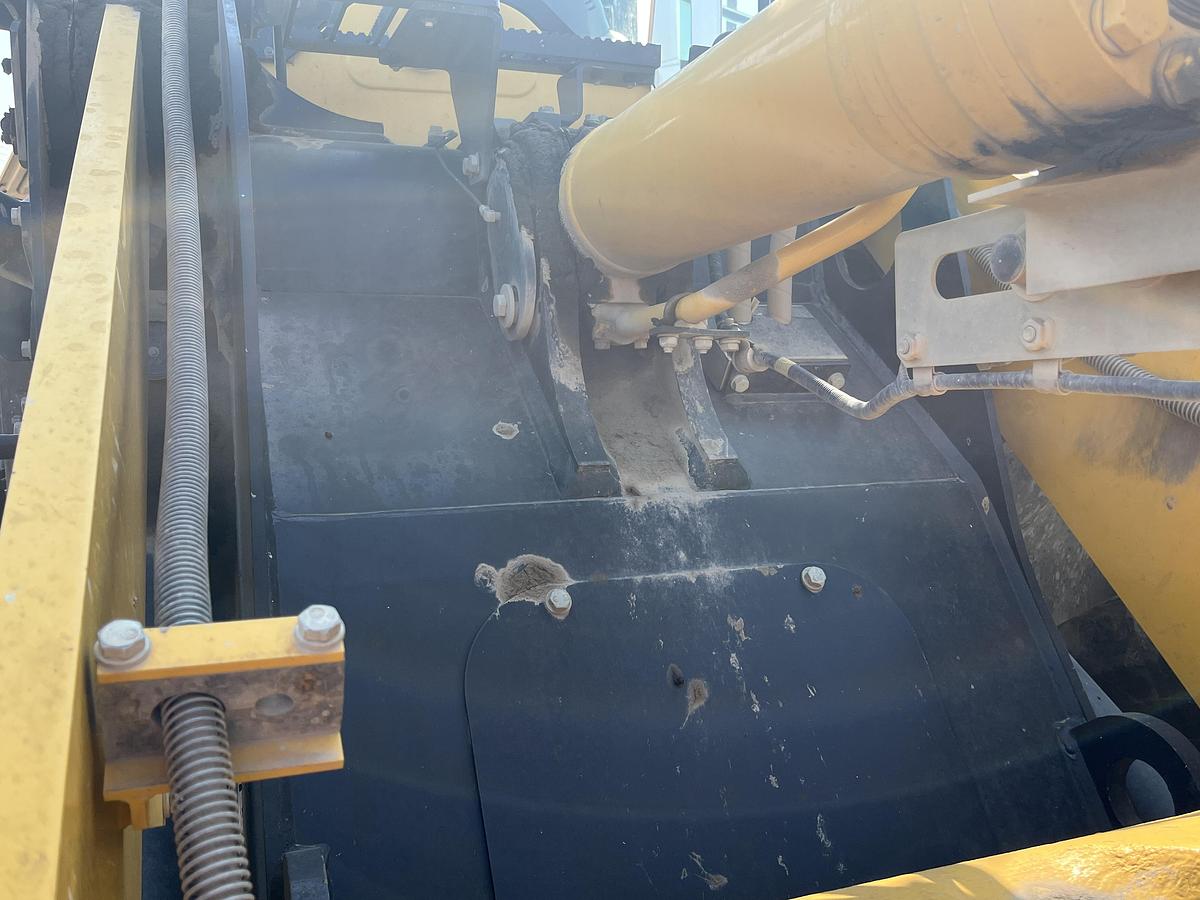 Used 2021 KOMATSU WA270-8