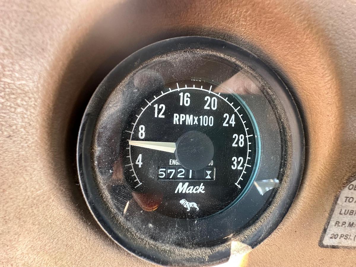 Used 1984 MACK RD686S