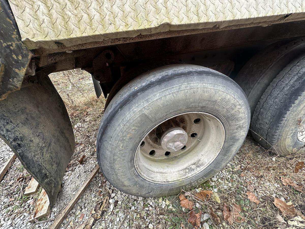 Used 2006 STERLING L9500