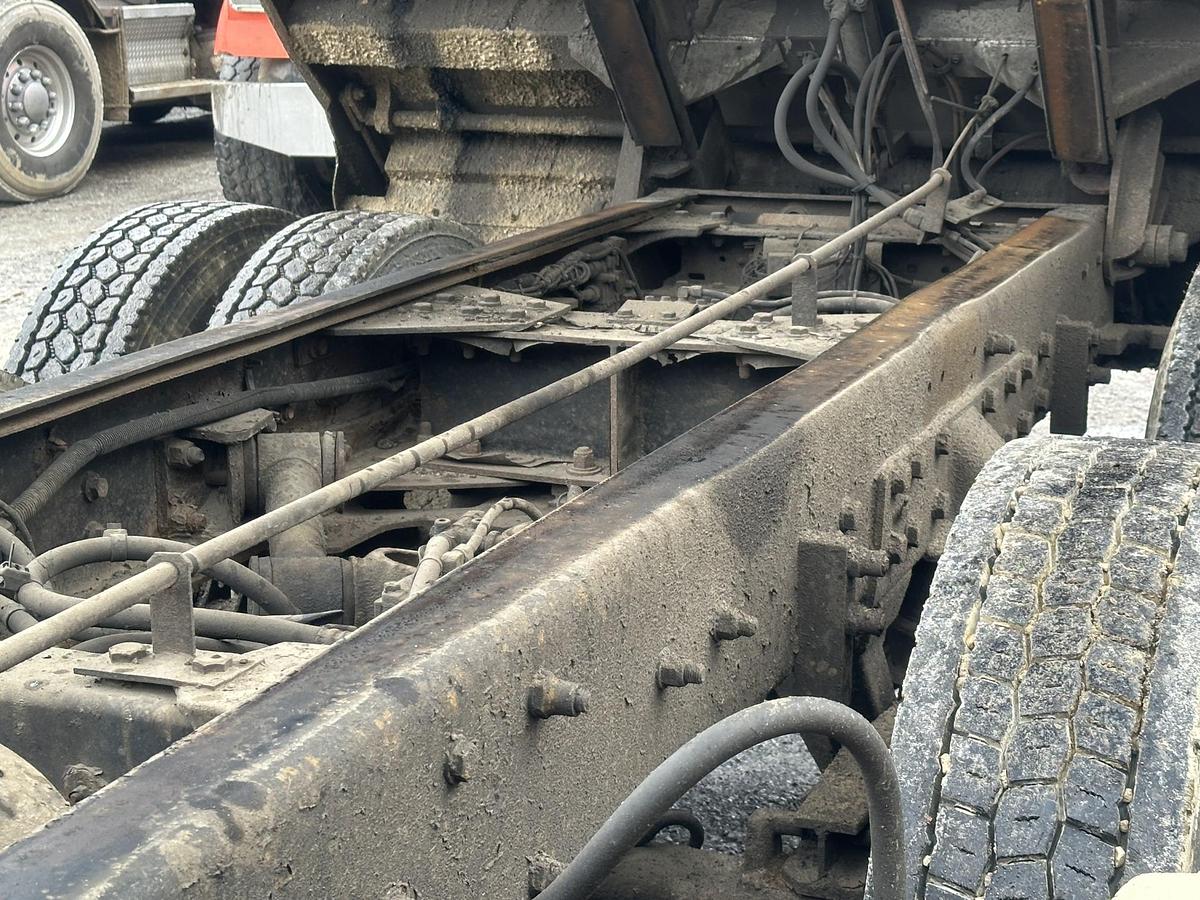 Used 2002 KENWORTH T800