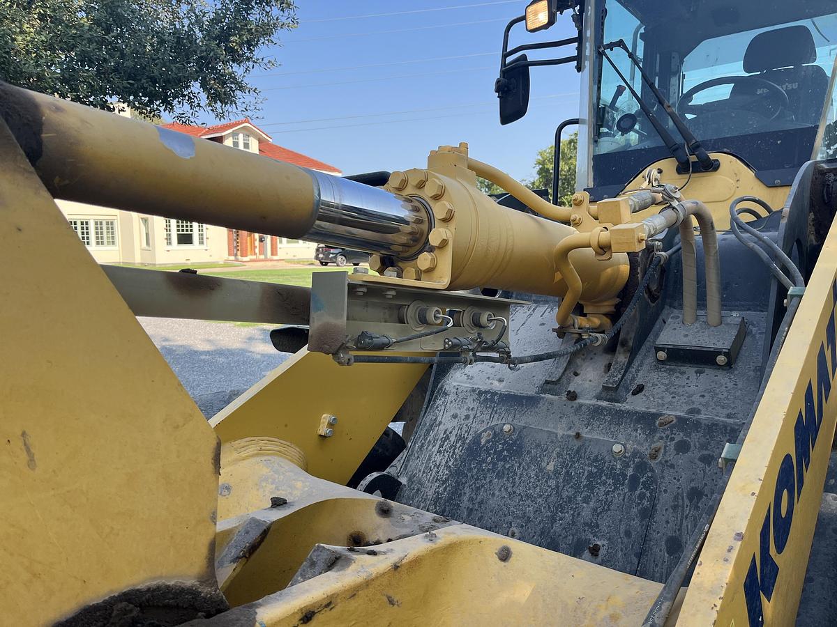 Used 2018 KOMATSU WA270-8