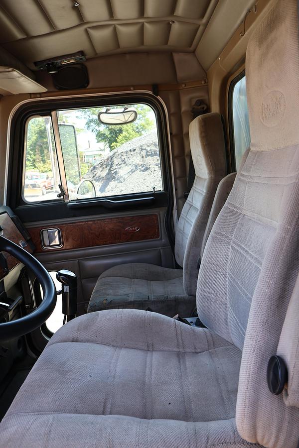 Used 1999 PETERBILT 379