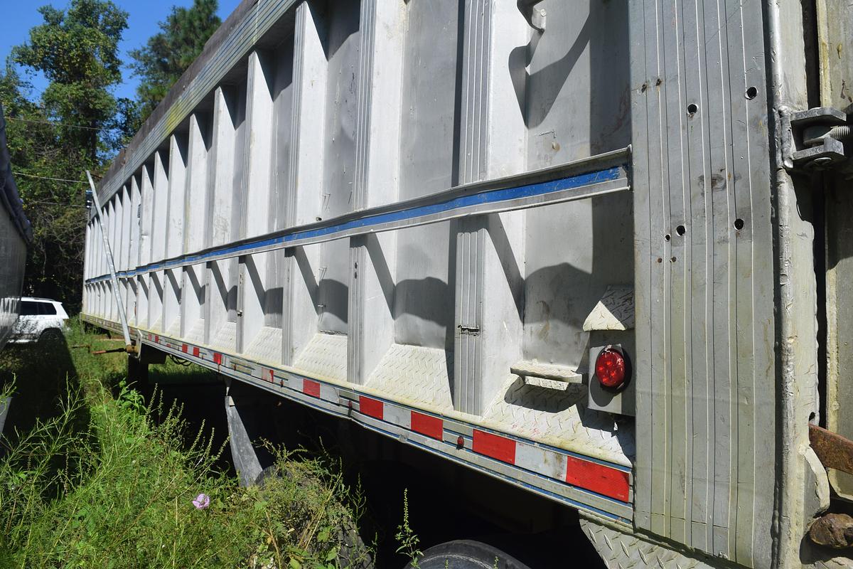 Used 1996 TRAIL KING 32 x 96