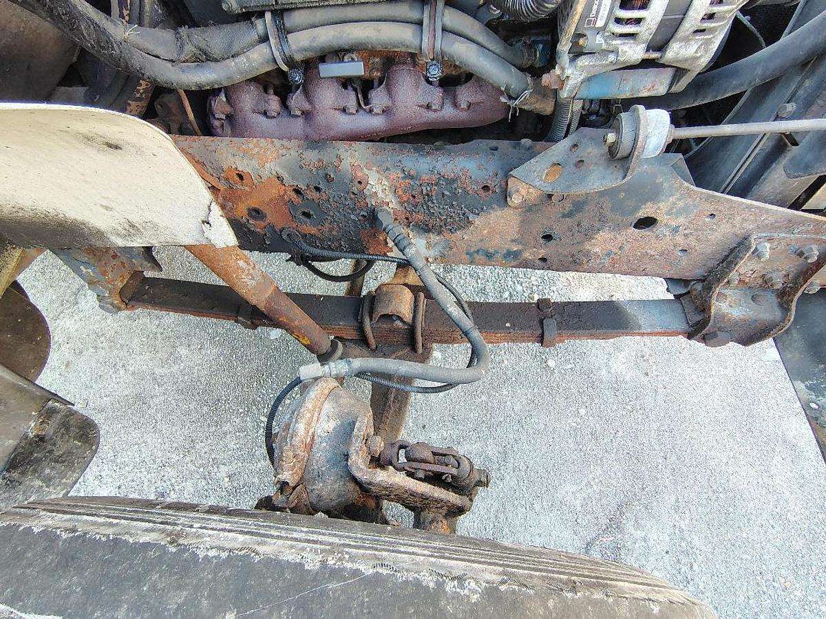 Used 1999 INTERNATIONAL 4700 Low Profile T444E