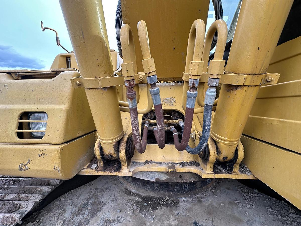 Used 1999 CATERPILLAR 320B L