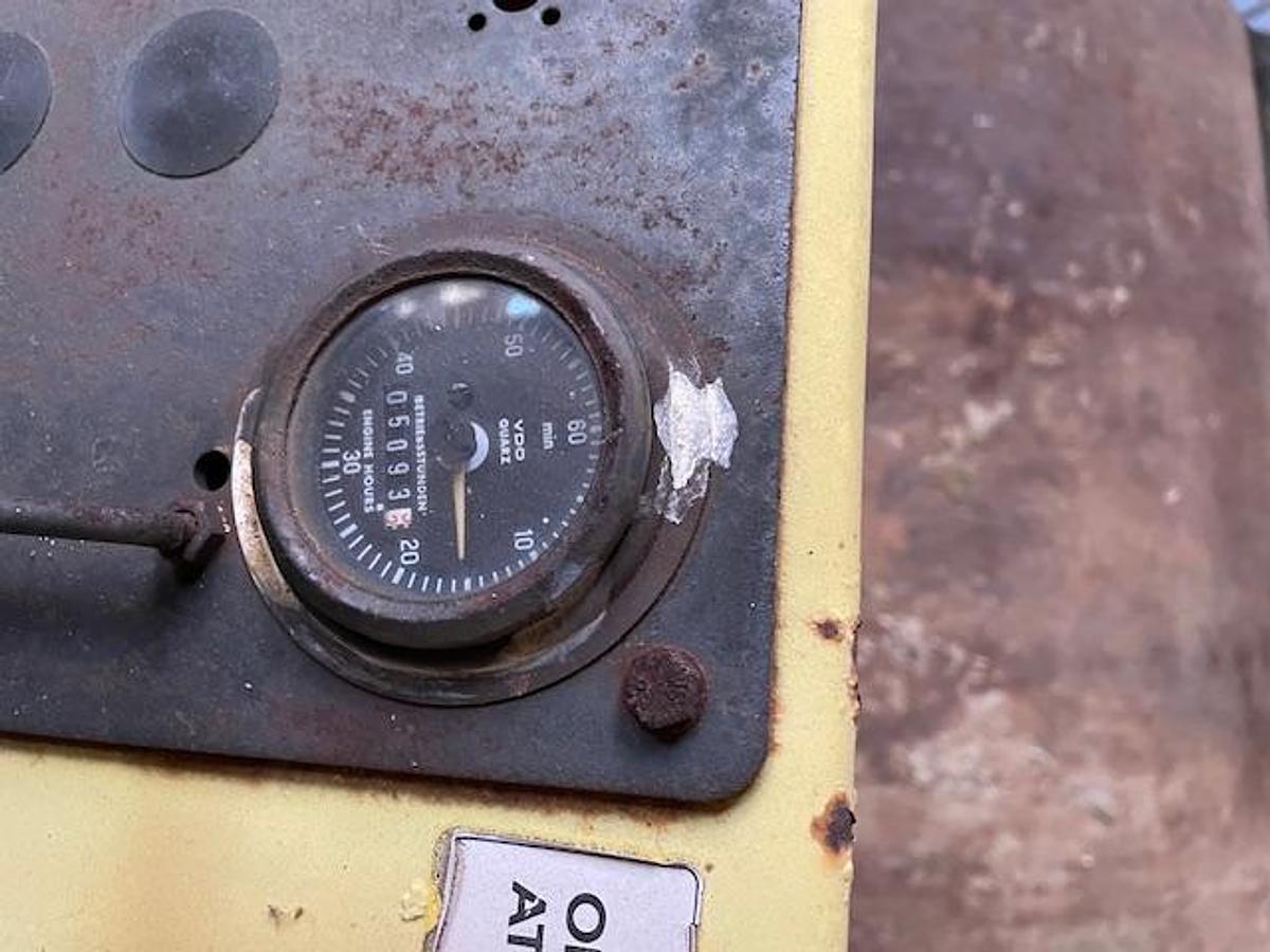 Used 1999 BOMAG BW213D