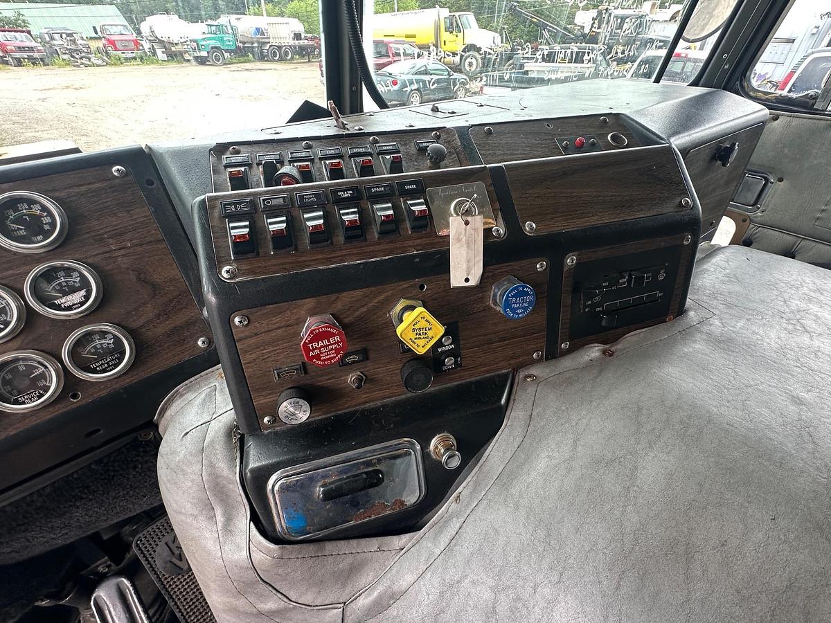 Used 1984 KENWORTH K100 AeroDyne
