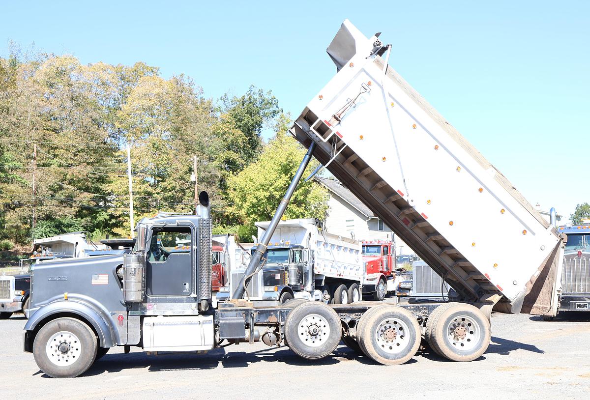 Used 2008 KENWORTH W900