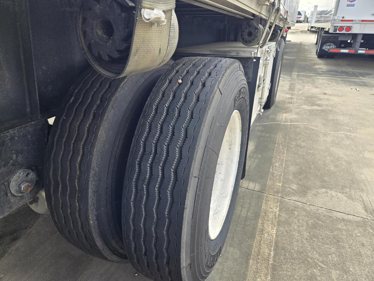 Used 2004 GREAT DANE 48 x 102