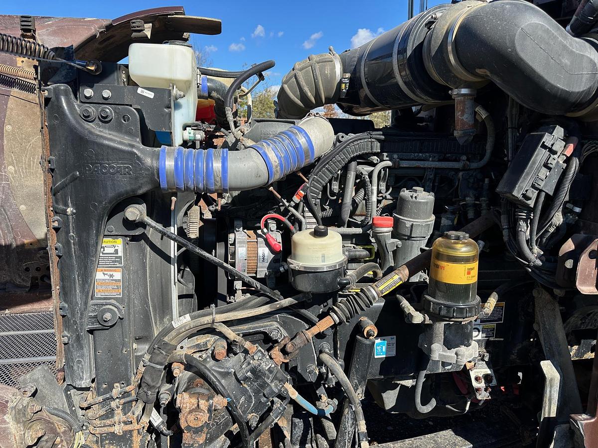 Used 2016 PETERBILT 365