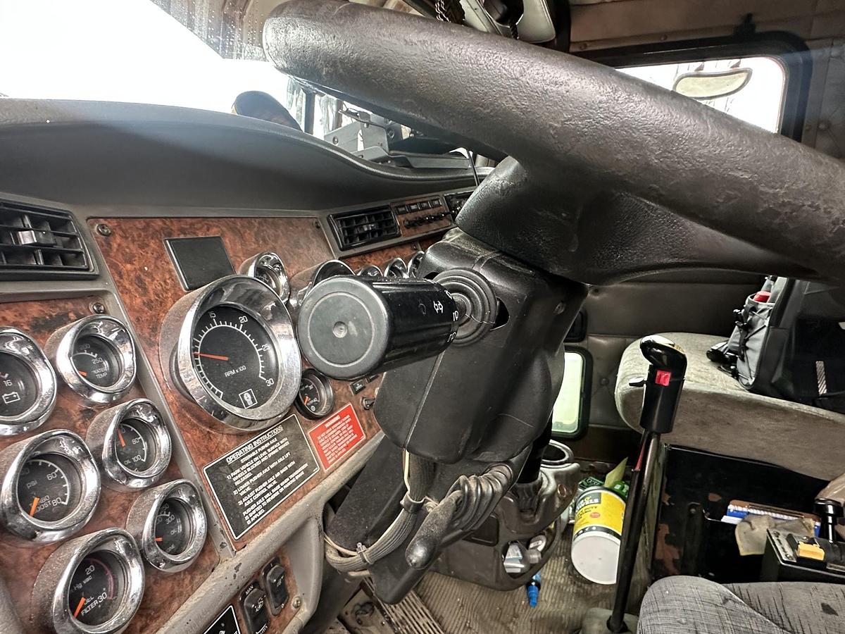 Used 2006 KENWORTH W900S