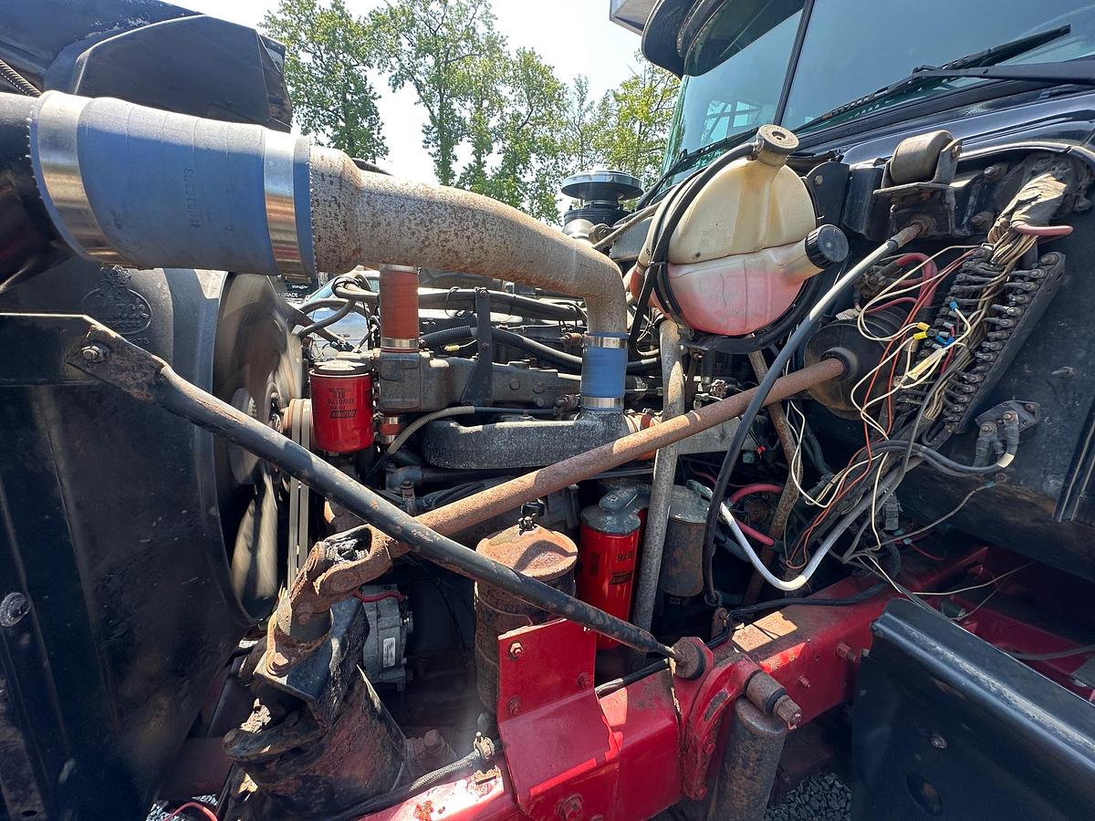 Used 1997 MACK RD688S