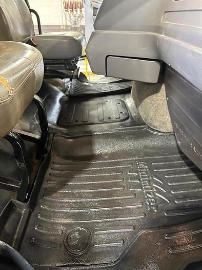 Used 2012 FREIGHTLINER SD114