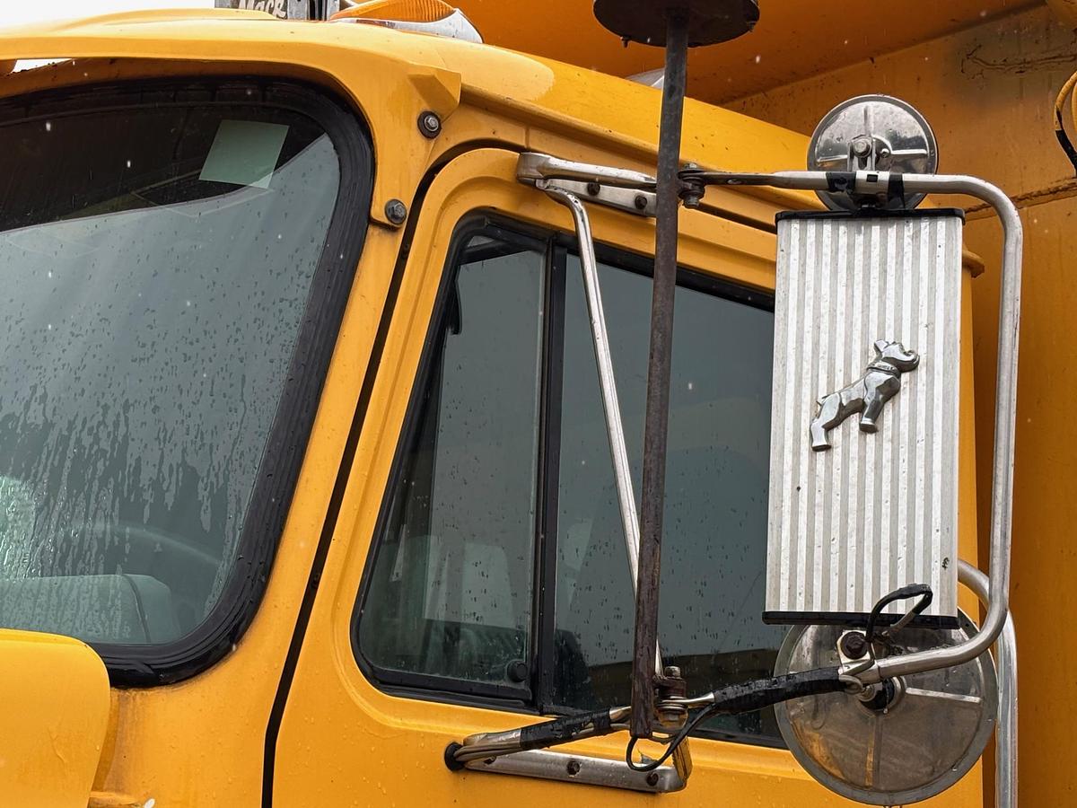 Used 1995 MACK CL713