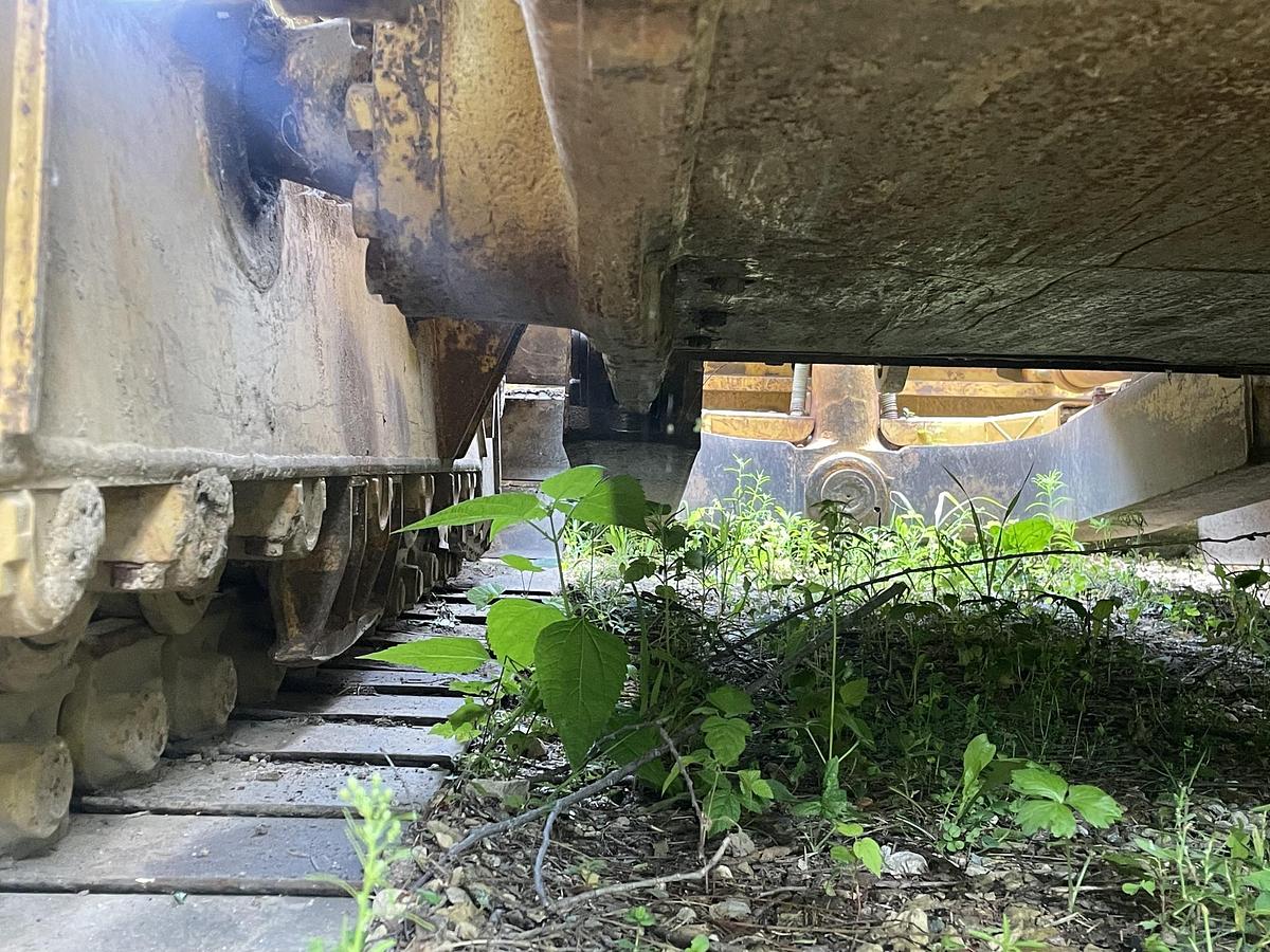 Used 1995 CATERPILLAR D4HXL3