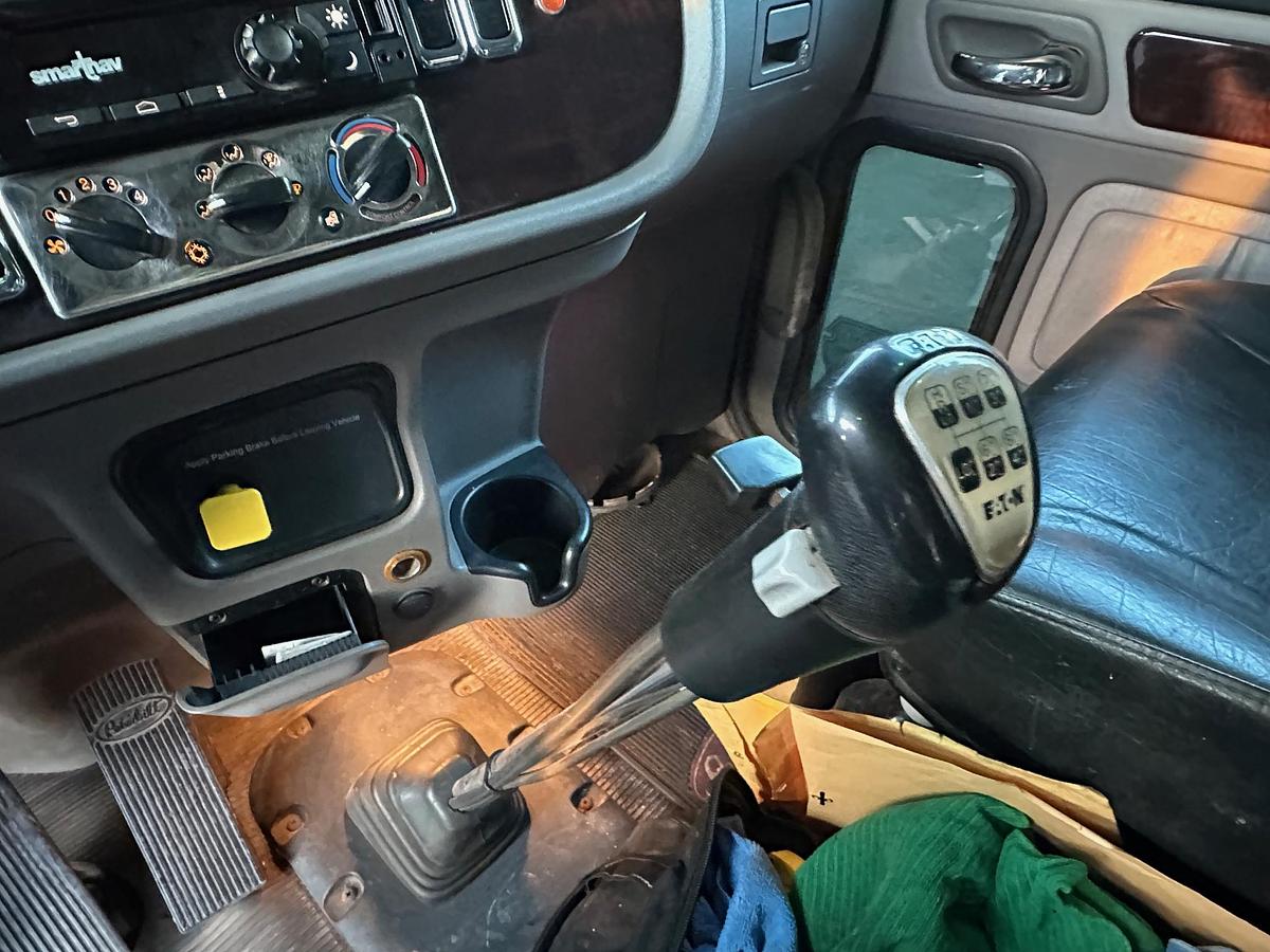 Used 2019 PETERBILT 389L