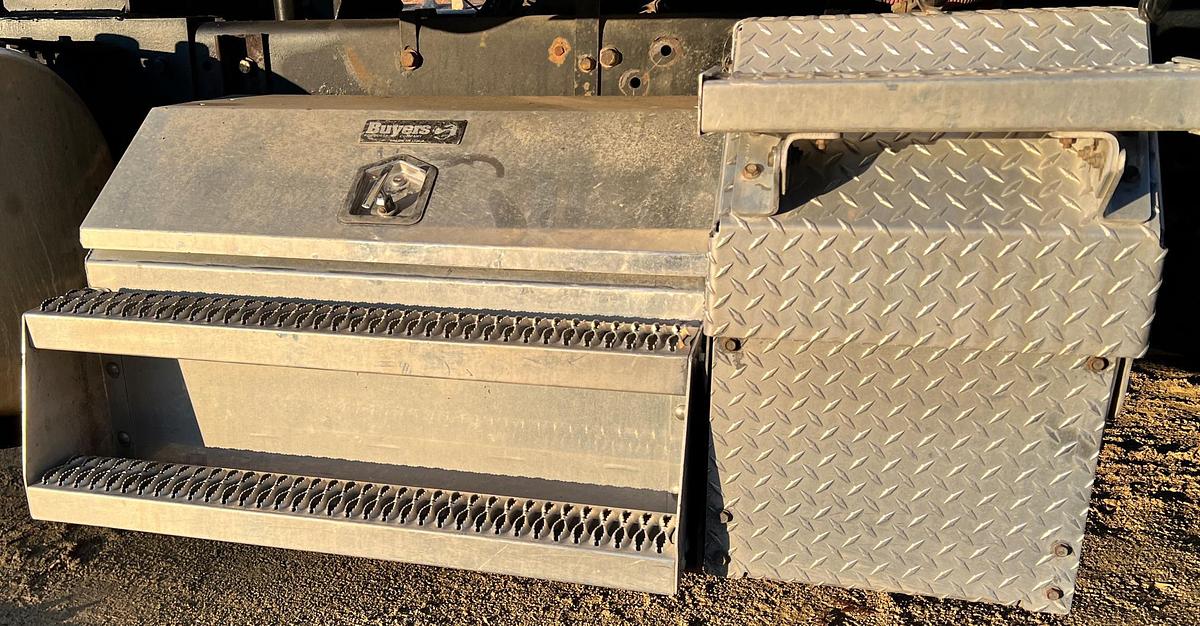 Used 2019 WESTERN STAR W4900