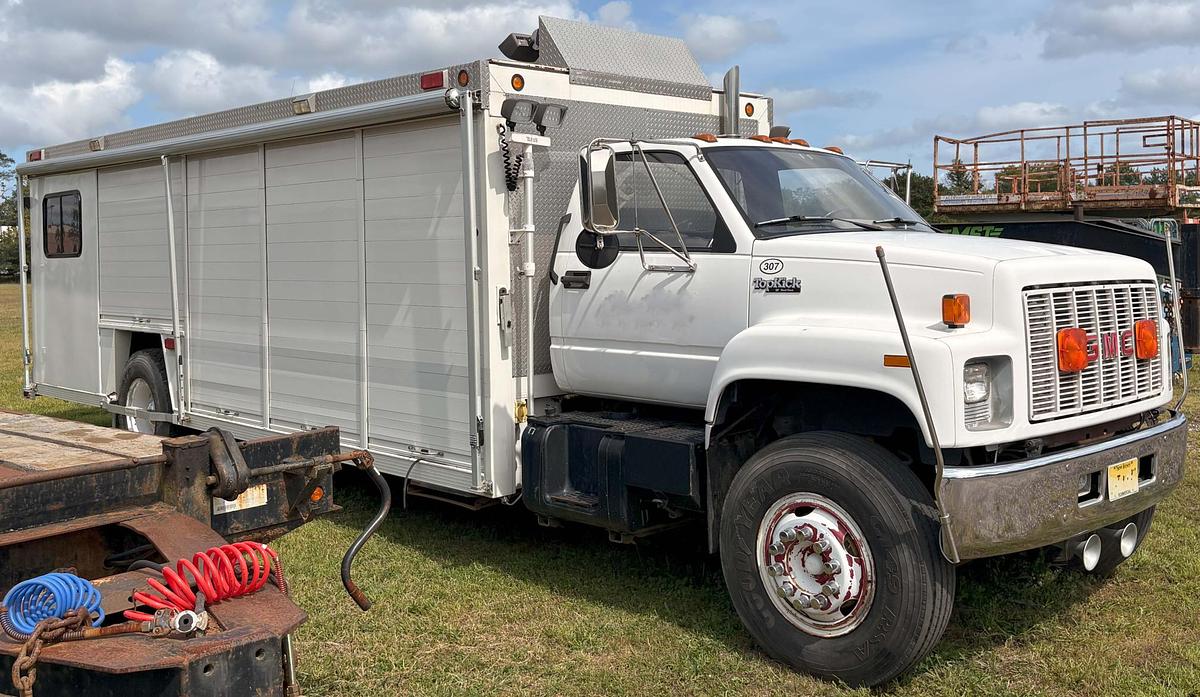 Used 1991 GMC C7500