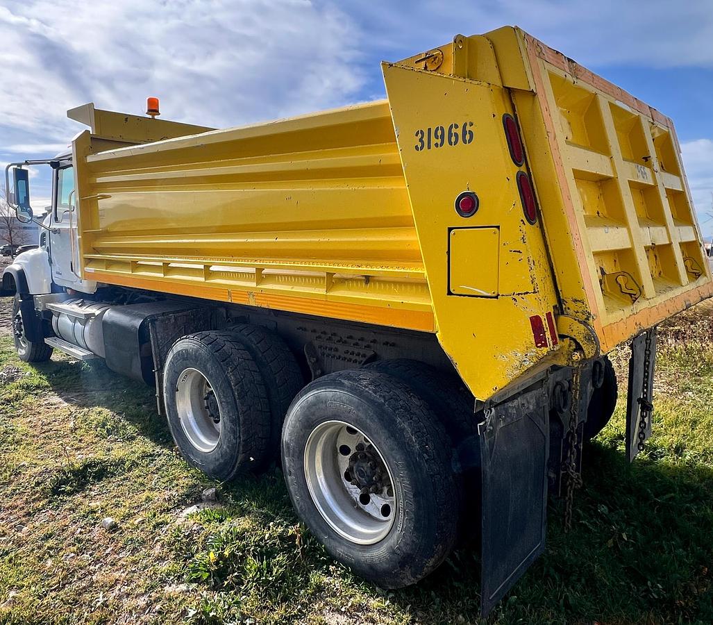 Used 2005 MACK CV713 Granite Dump Truck