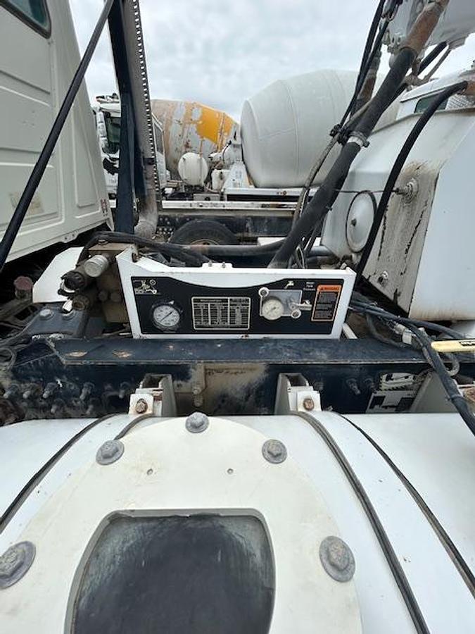 Used 2017 MACK GU713