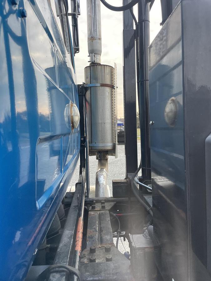 Used 2001 MACK RD688s Roll Off