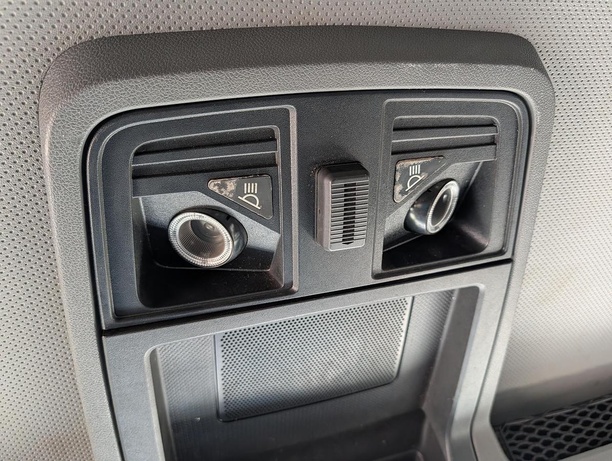 Used 2015 CATERPILLAR CT660 S