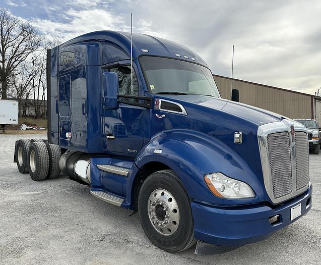 Used 2017 KENWORTH T680