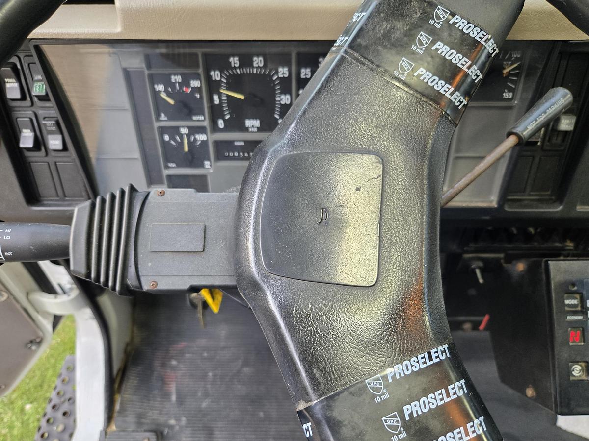 Used 2002 INTERNATIONAL F-2554