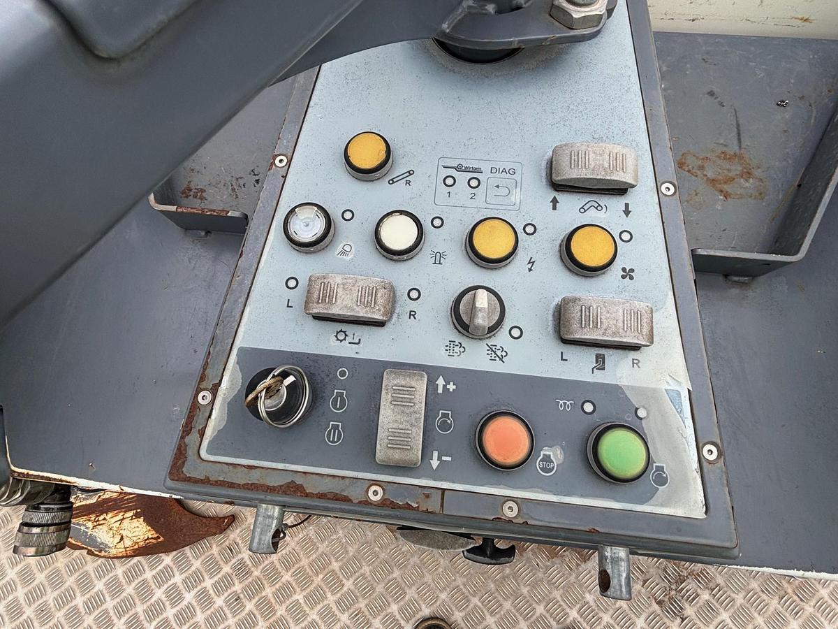 Used 2014 WIRTGEN W210i