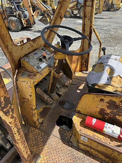 Used 1973 CATERPILLAR 815