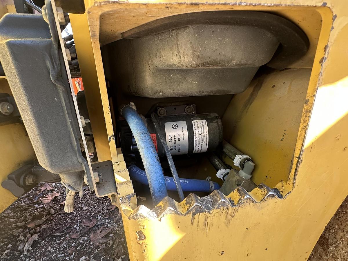 Used 2018 CATERPILLAR CB24B