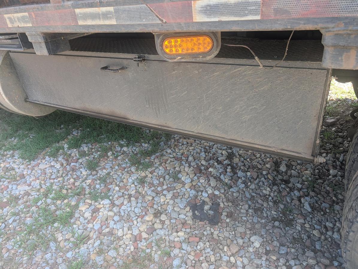 Used 1995 PETERBILT 330