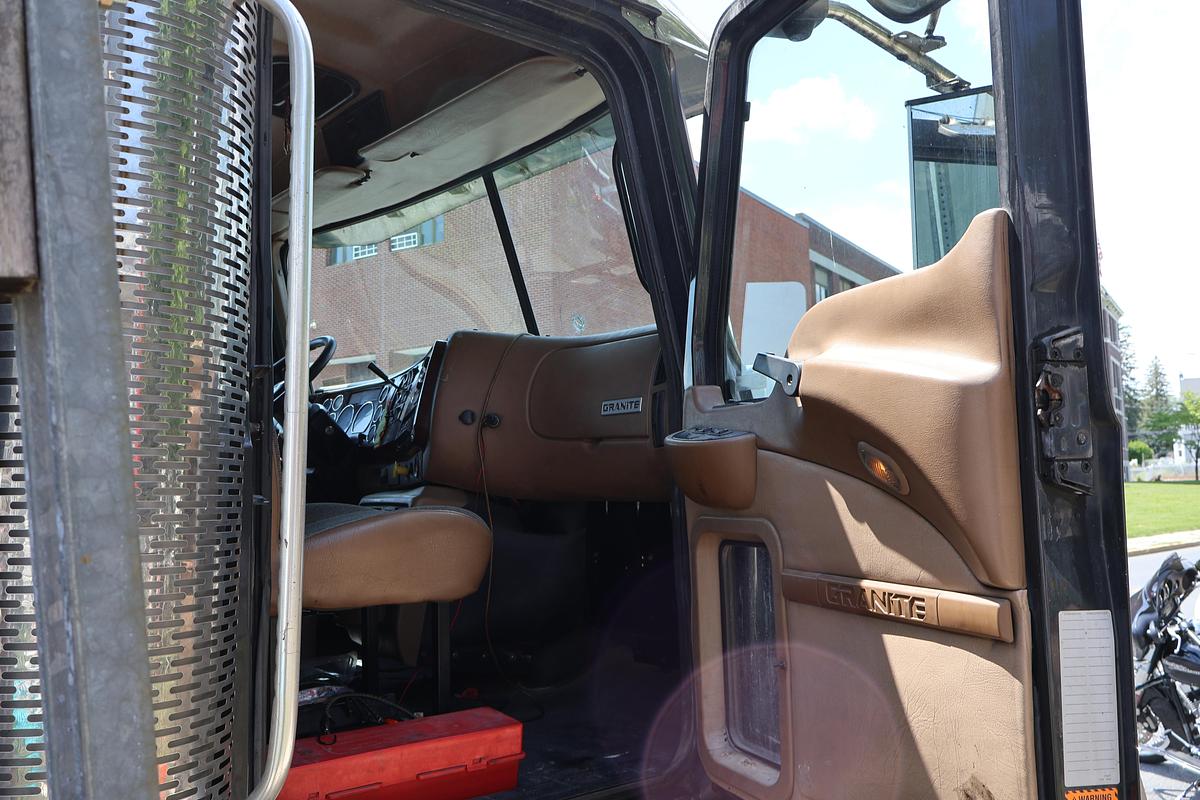 Used 2006 MACK CT713 Granite