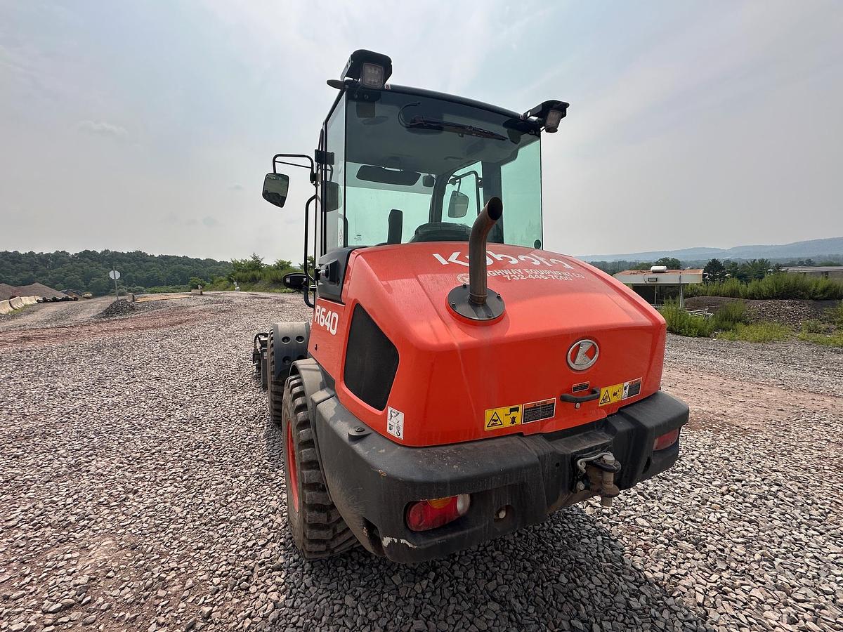 Used 2023 KUBOTA R640