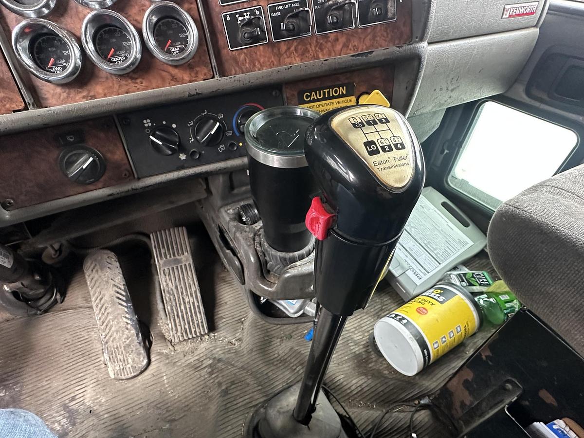 Used 2006 KENWORTH W900S