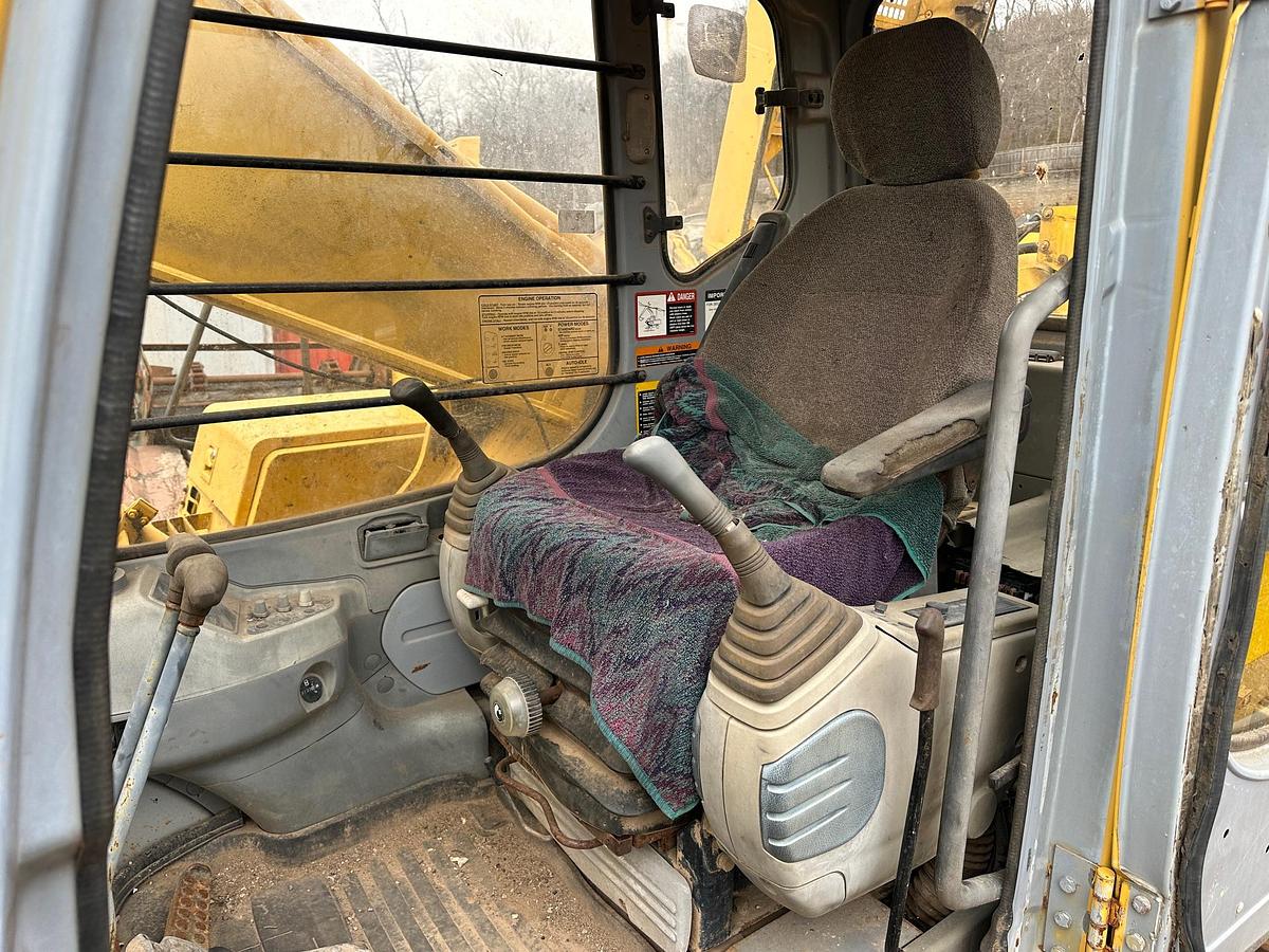 Used 2001 DEERE 330LC
