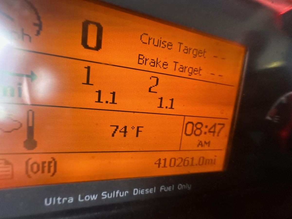 Used 2015 VOLVO VAH Auto Hauler