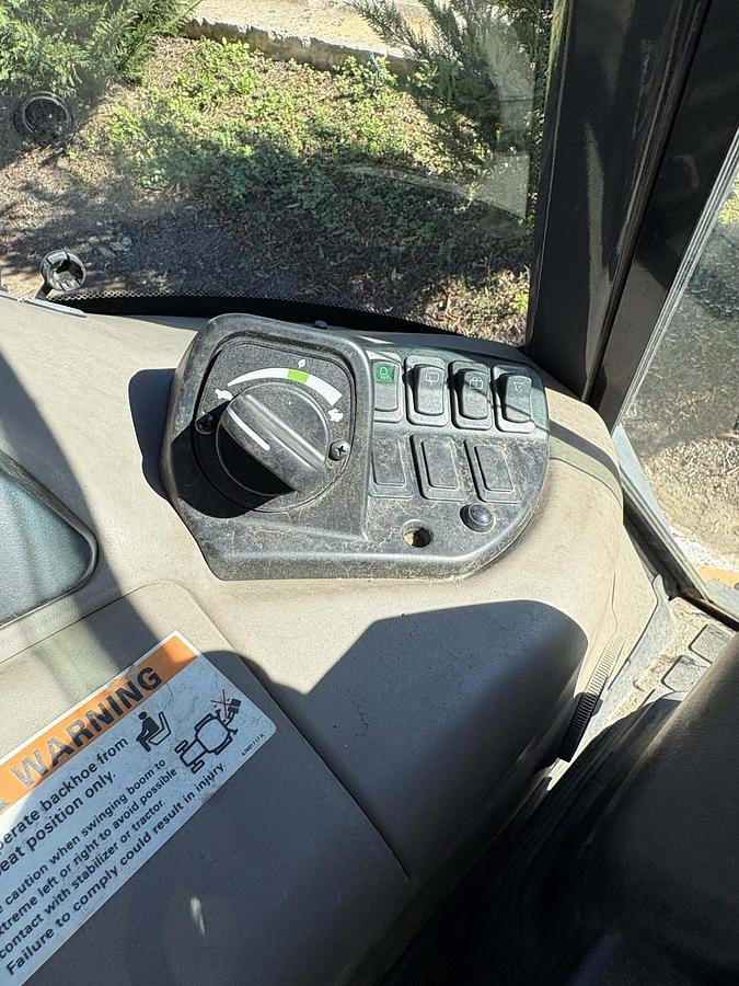 Used 2014 CASE 580 Super N