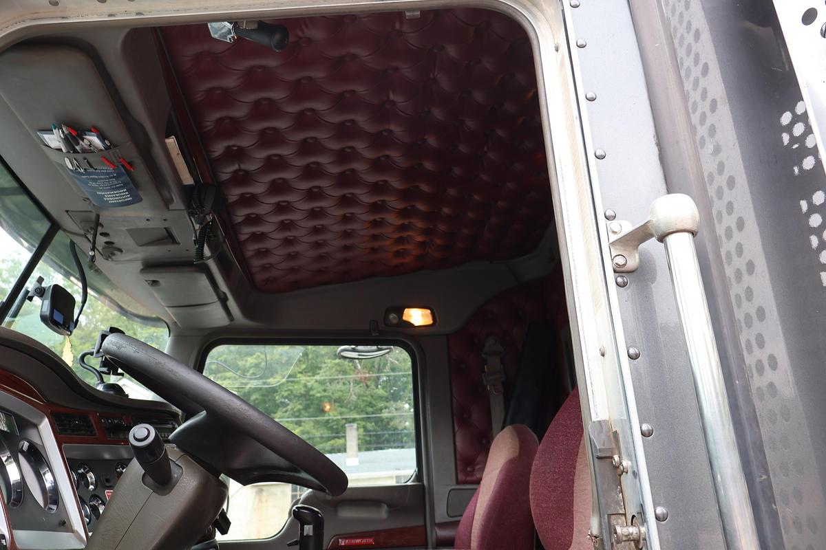 Used 2008 KENWORTH W900