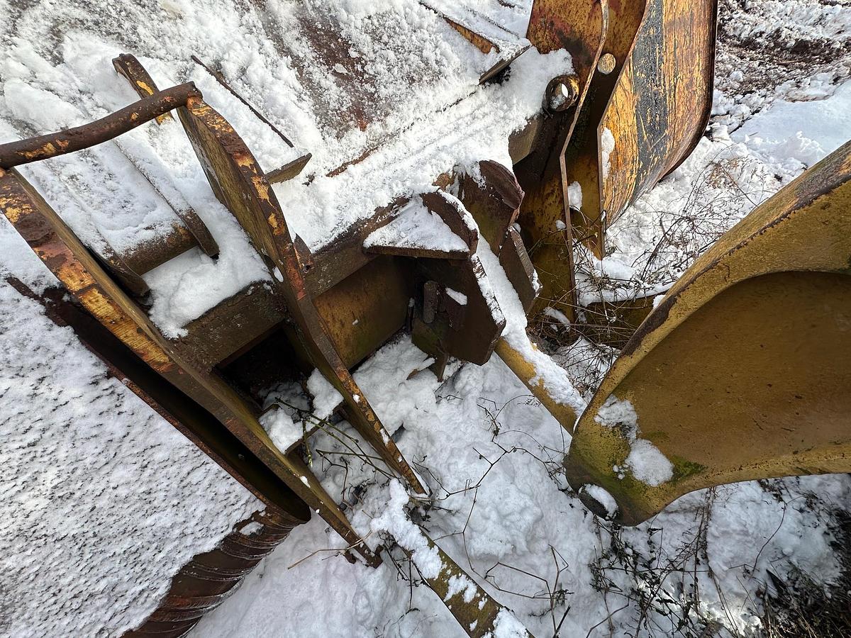 Used 1990 CATERPILLAR 966F