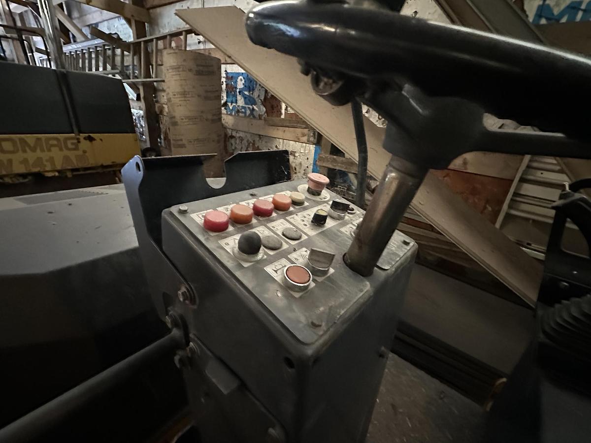 Used 1998 BOMAG BW130AD