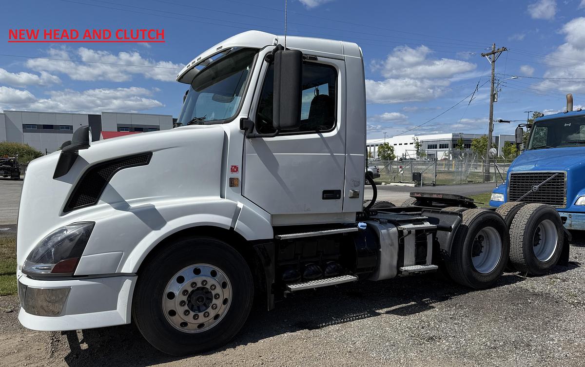 Used 2012 VOLVO VNL64T300