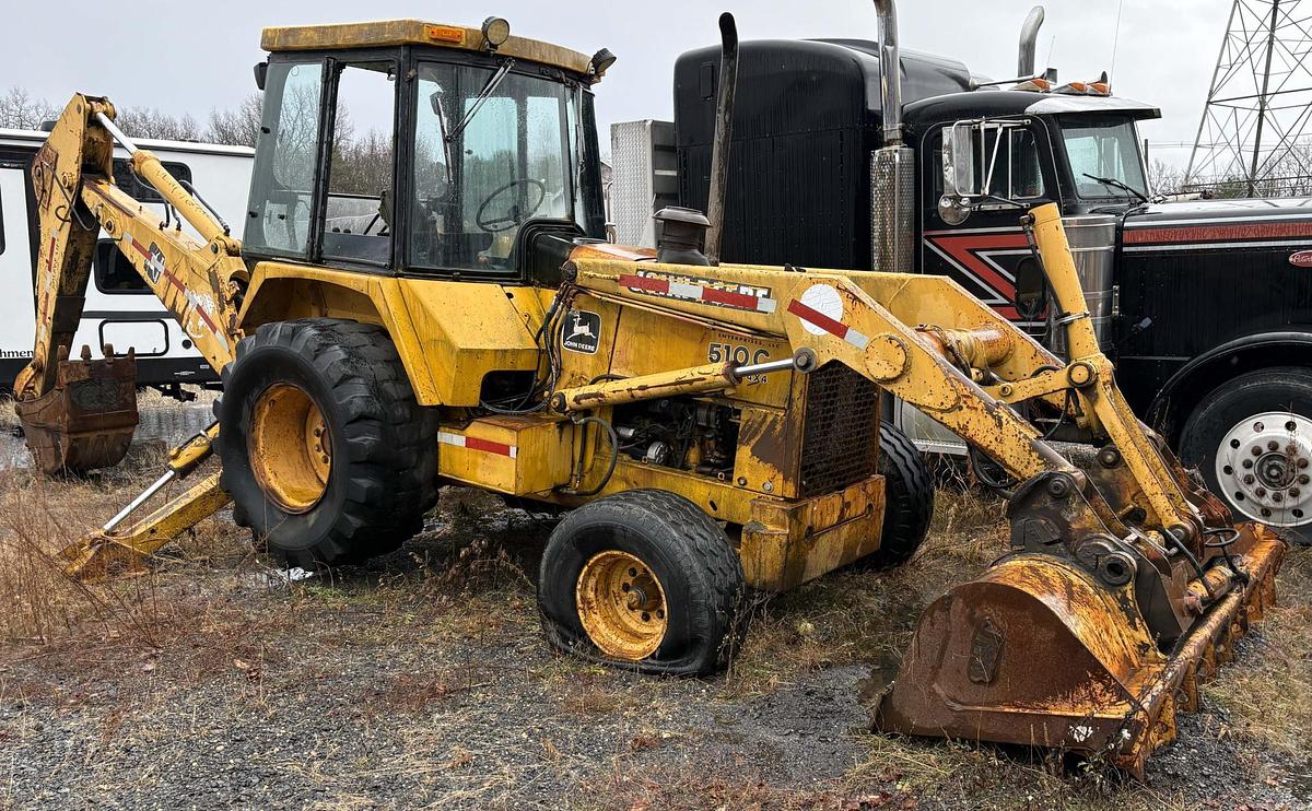 Used 1988 DEERE 510C