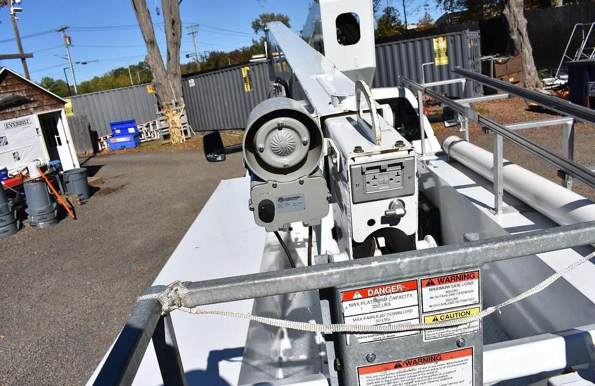 Used 2022 CHEVROLET 5500HD 4X4