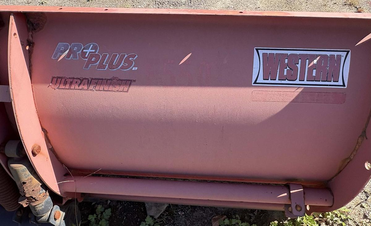 Used WESTERN 9' Snow Plow